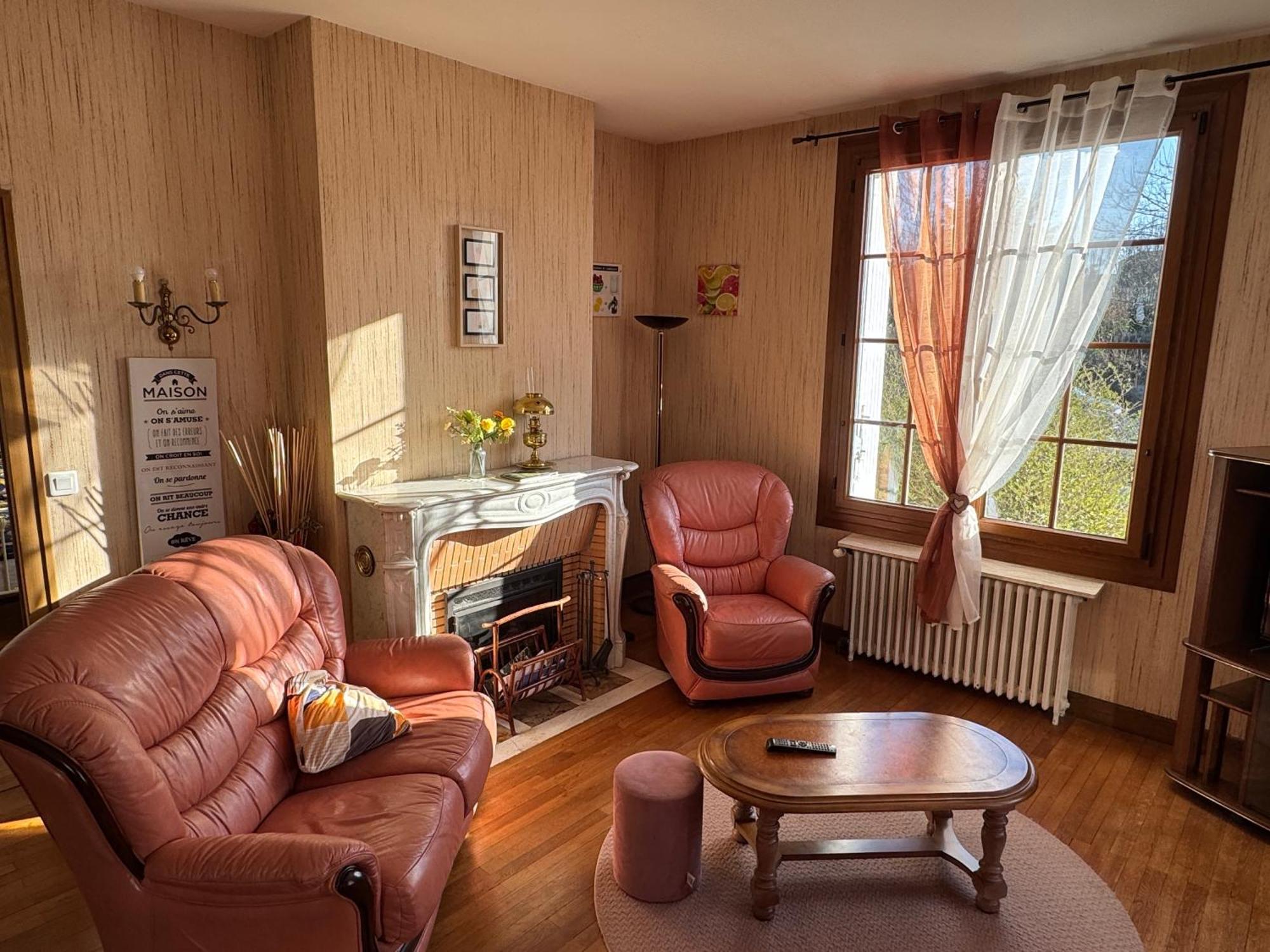 Gite De La Petite Fourmy Saint-Sulpice-les-Feuilles ภายนอก รูปภาพ